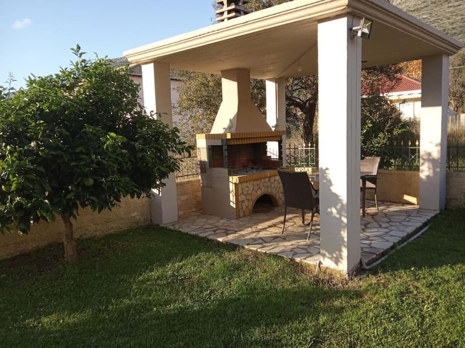 Διαμέρισμα Μεντησ Igoumenítsa Extérieur photo