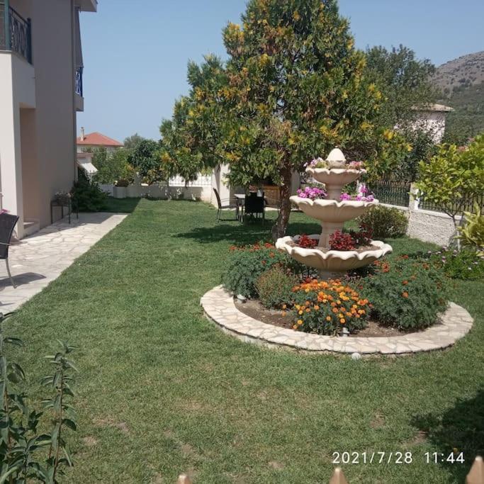 Διαμέρισμα Μεντησ Igoumenítsa Extérieur photo